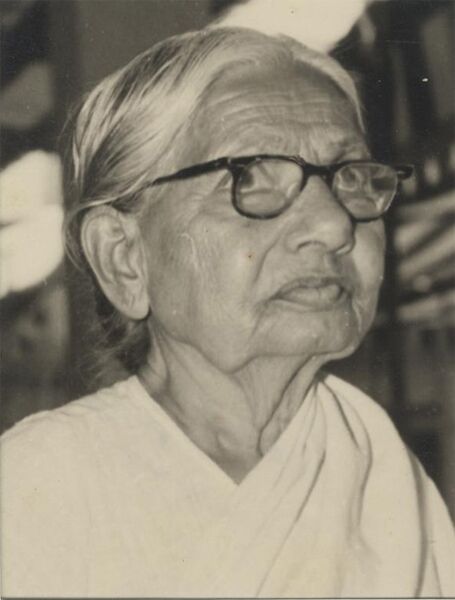 चित्र:Kamalabai-Hospet.jpg