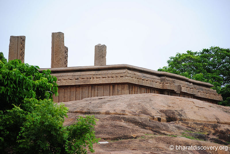 चित्र:Rayar Gopuram-Mahabalipuram.jpg