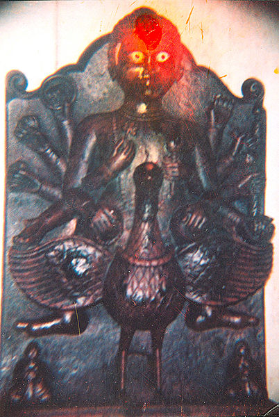चित्र:Garud-Govind-Temple.jpg