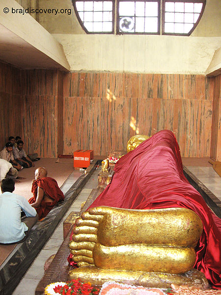 चित्र:Statue-Buddha-Kushinagar-2.jpg