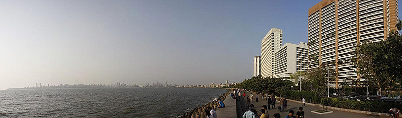 चित्र:Marine-Drive.jpg