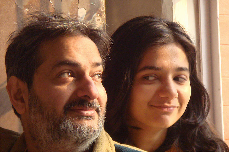 चित्र:Anee-Papa.jpg