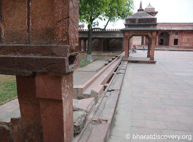चित्र:Fatehpur-Sikri-Agra-55.jpg