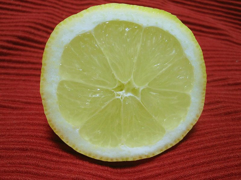 चित्र:Lemon-2.jpg
