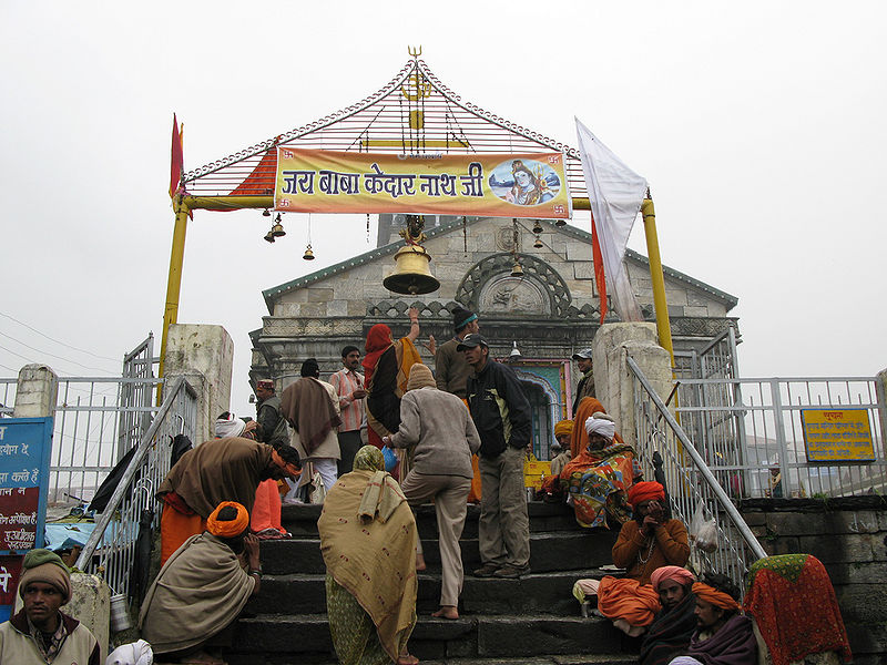 चित्र:Kedarnath-Temple-4.jpg