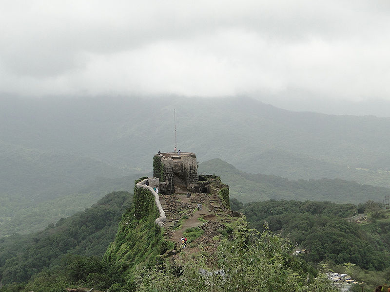 चित्र:Pratapgad-4.jpg