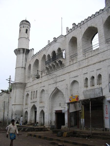 चित्र:Gulbarga-3.jpg