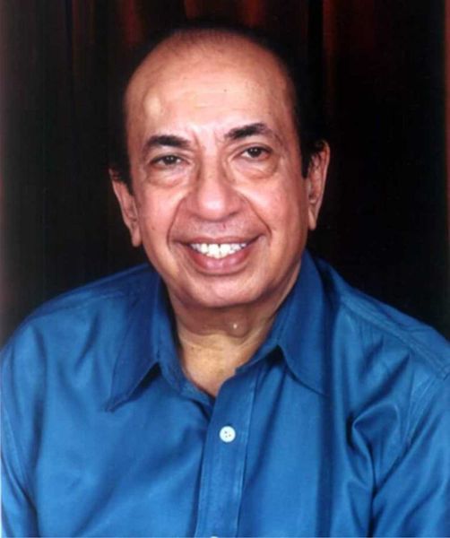 चित्र:Mahendra-Kapoor-1.jpg