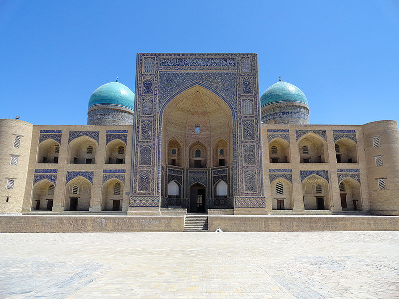 चित्र:Mir-i-Arab-Madrasa-Uzbekistan.jpg