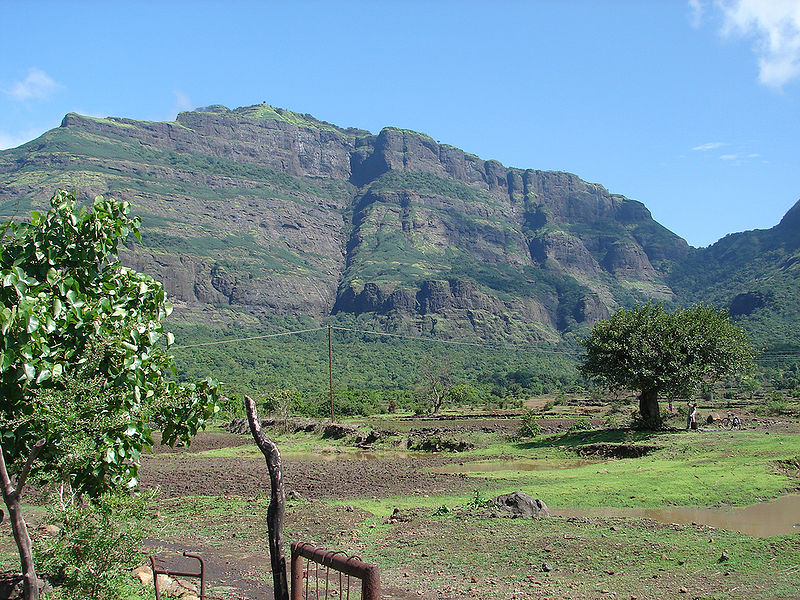चित्र:Harishchandragad.jpg