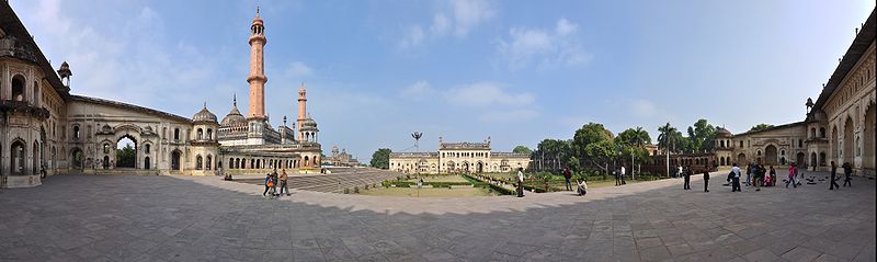 चित्र:Bara-Imambara-Panorama.jpg