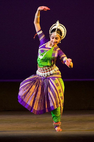 चित्र:Odissi-Dance-7.jpg