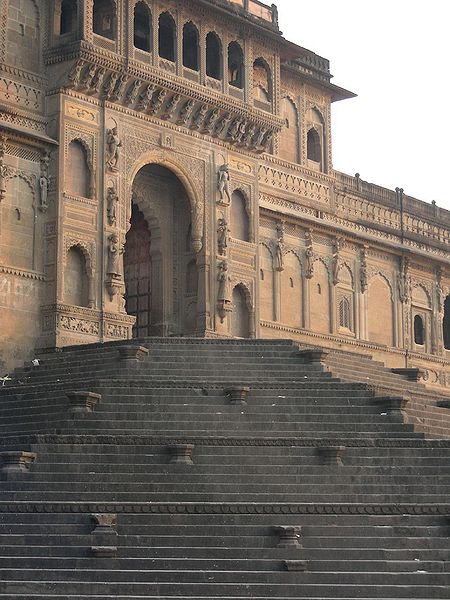 चित्र:Maheshwar-Fort-2.jpg