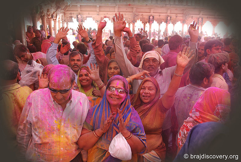 चित्र:Holi-Barsana-Mathura-6.jpg