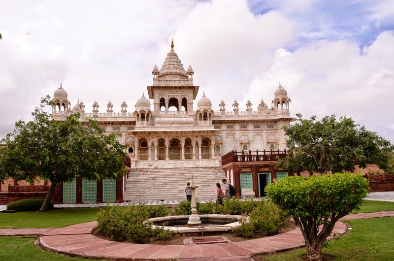 चित्र:Jaswant-Thada-Jodhpur-5.jpg