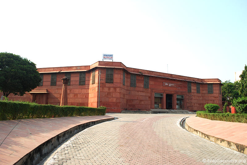 चित्र:Mathura-Museum-1.jpg