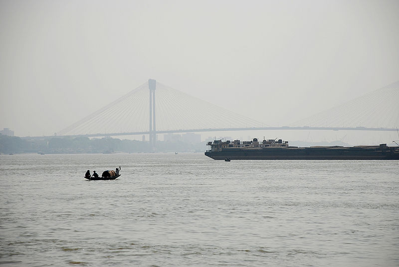 चित्र:Hooghly-River.jpg