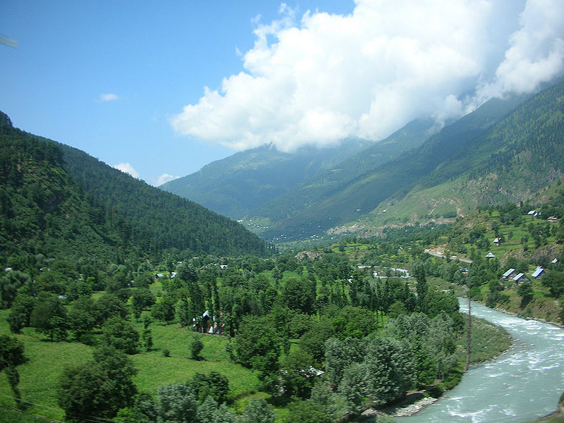 चित्र:Kashmir-Valley.jpg