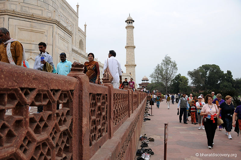 चित्र:Tajmahal-27.jpg