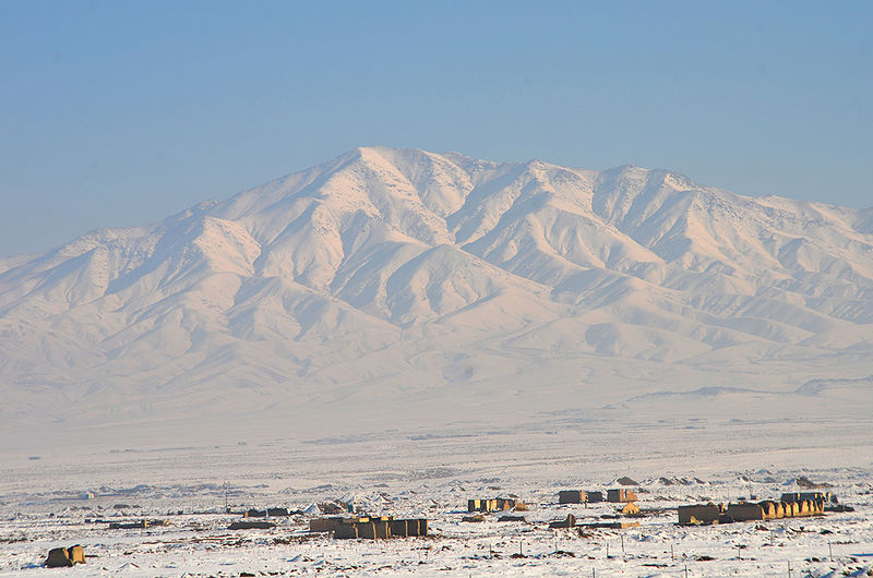 चित्र:Hindukush.jpg