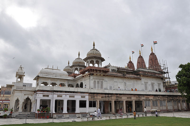 चित्र:Shri-Mahavirji-2.jpg