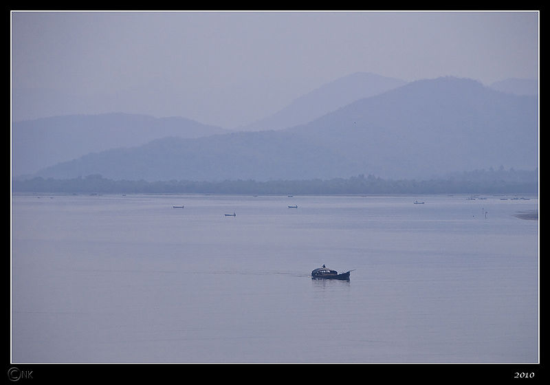 चित्र:Kali-River-Karnataka.jpg