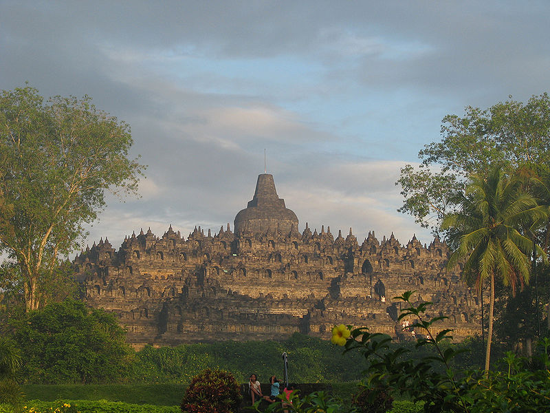चित्र:Borobudur.jpg