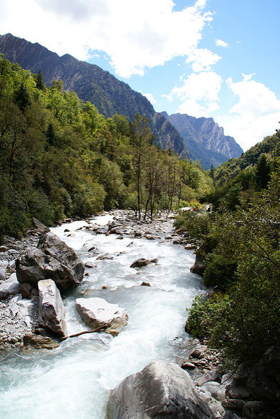 चित्र:Hemkund-4.jpg