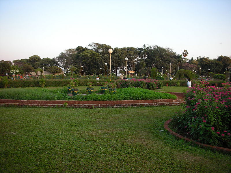 चित्र:Hanging-Garden-Mumbai.jpg
