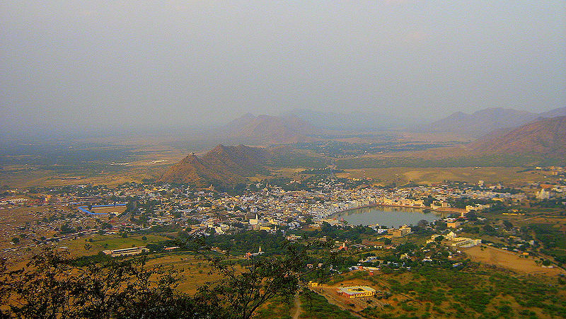 चित्र:Pushkar-Ajmer.jpg