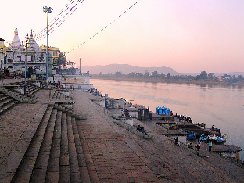 चित्र:Sethani-Ghat-Hoshangabad.jpg