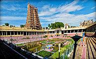 Meenakshi-Temple-Madurai.jpg