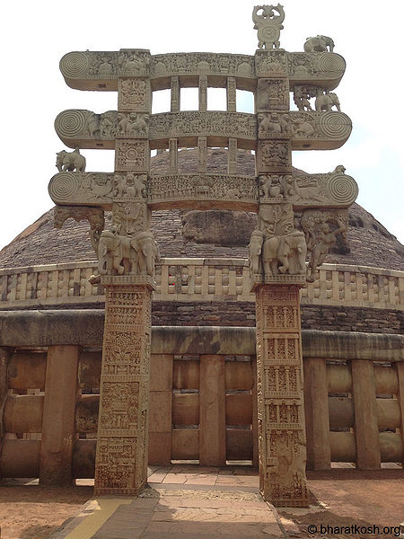चित्र:Front-View-Of-Sanchi-Stupa.jpg