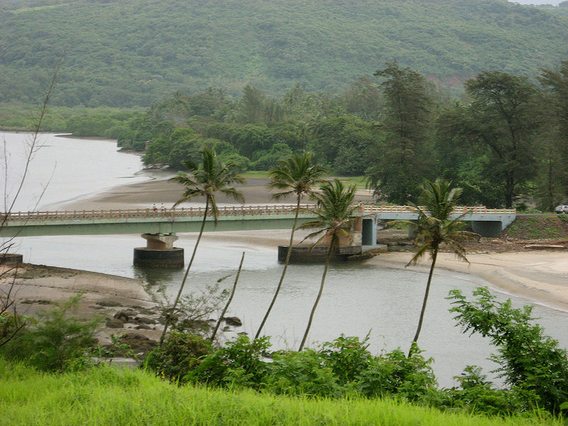 चित्र:Ratnagiri.jpg