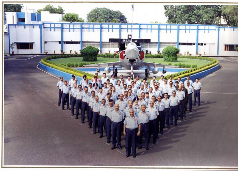 चित्र:Indian-Air-Force-3.jpg
