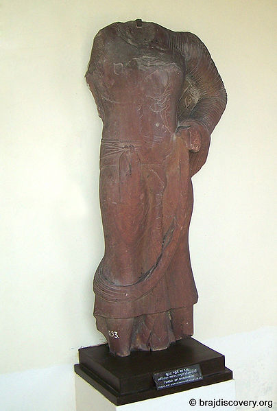 चित्र:Torso-Of-Buddha-Image-Mathura-Museum-26.jpg