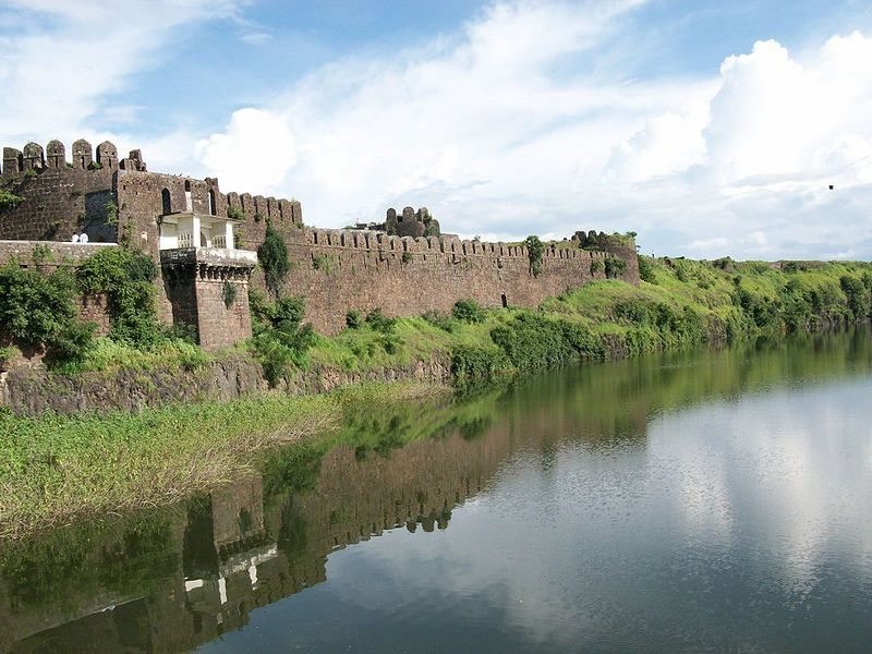 चित्र:Naldurg-Fort-1.jpg