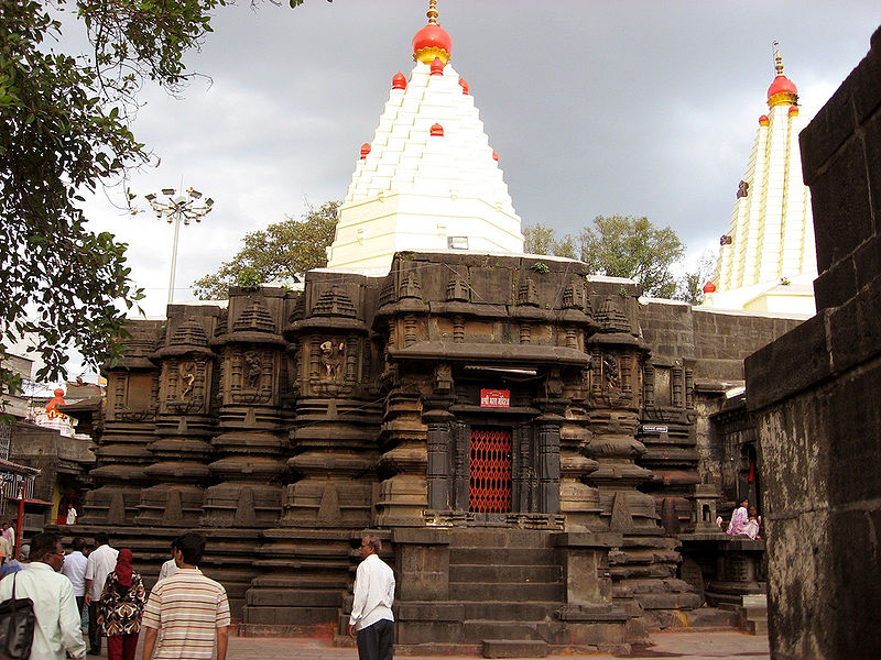 चित्र:Mahalaxmi-Temple-Kolhapur.jpg
