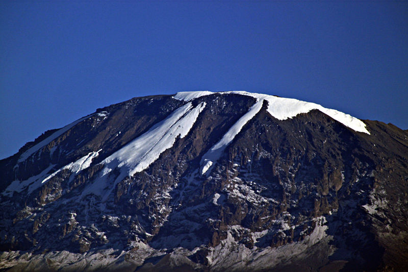 चित्र:Mount Kilimanjaro.jpg