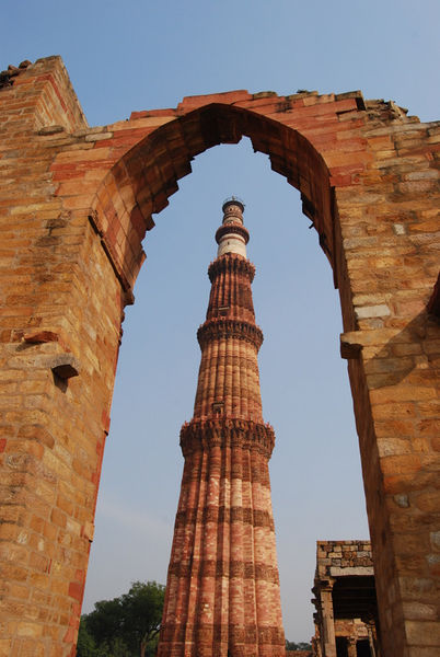 चित्र:Qutab-Minar-5.jpg