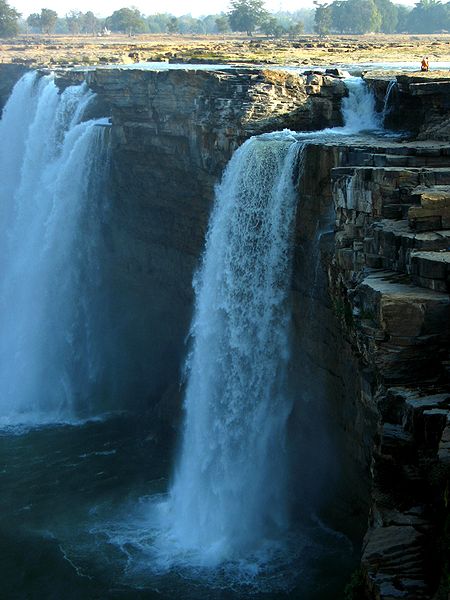 चित्र:Chitrakote-Falls-Chhattisgarh.jpg