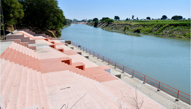 चित्र:Prashanti-Ghat.jpg