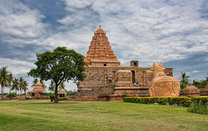 चित्र:Gangaikonda Cholapuram.jpg