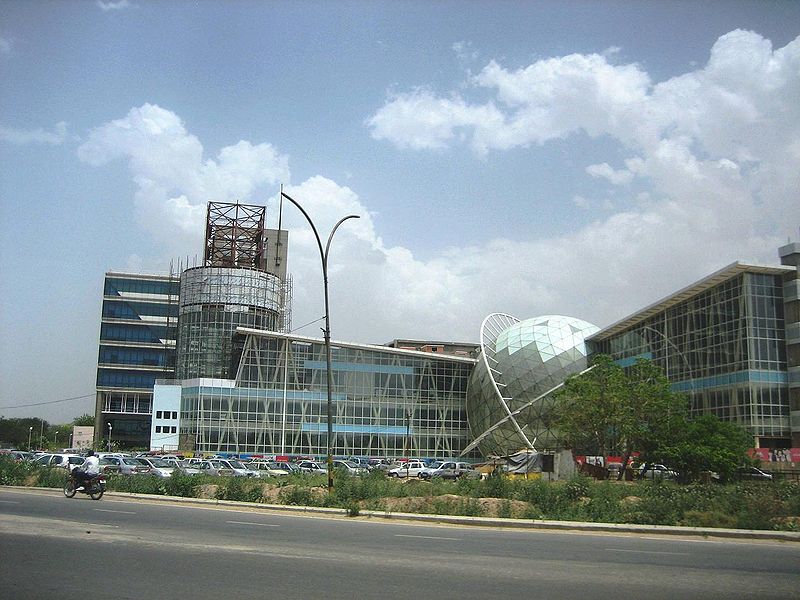 चित्र:Star-Mall-Gurgaon.jpg