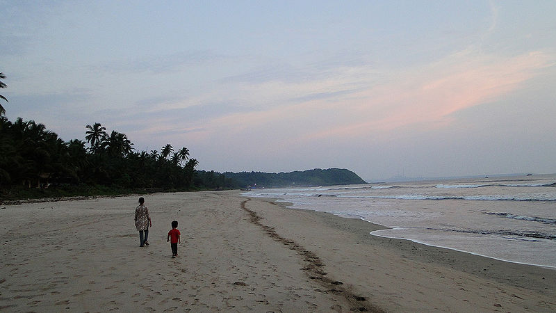 चित्र:Velneshwar-Beach-3.jpg