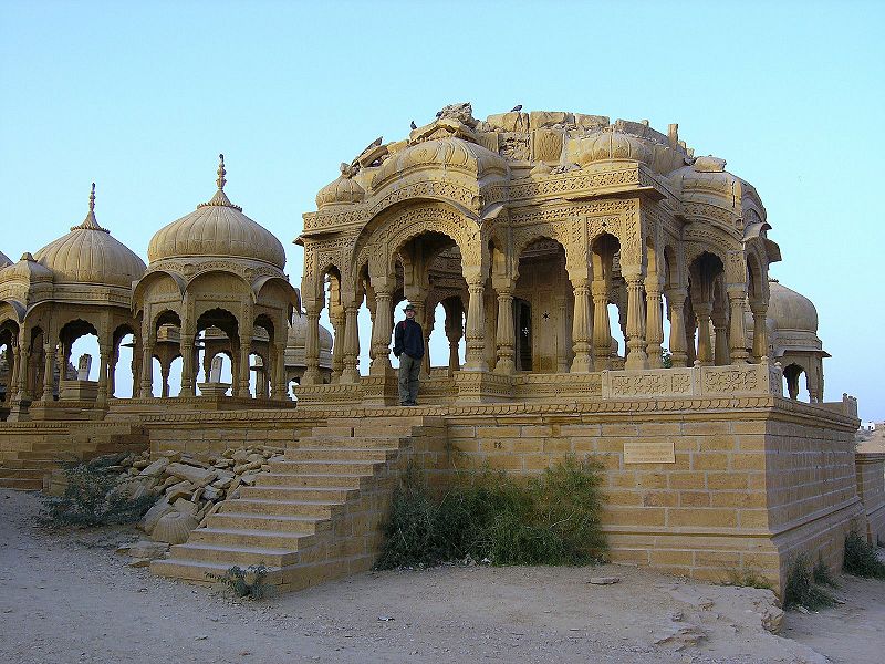 चित्र:Bada-Bagh-Jaisalmer.jpg