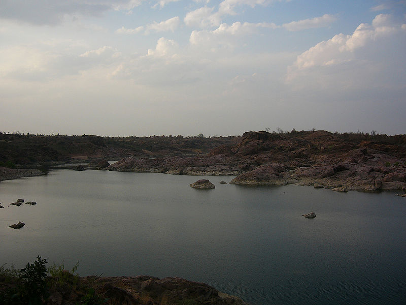 चित्र:Ken-River-1.jpg