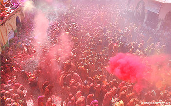 दाऊजी मन्दिर का हुरंगा, बलदेव