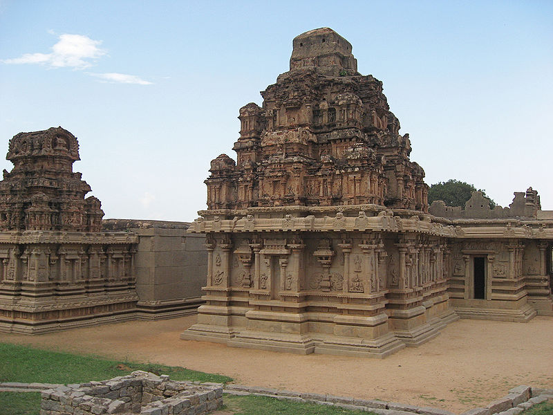चित्र:Hazara-Rama-Temple-Hampi-Karnataka.jpg