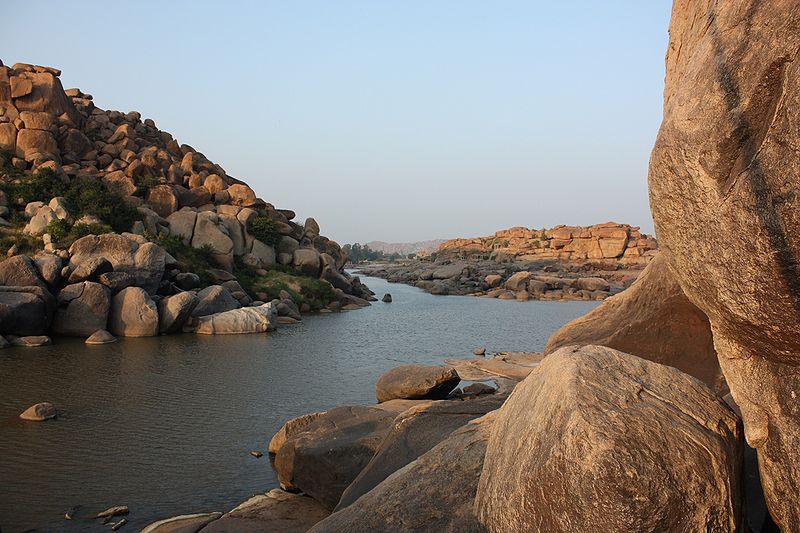 चित्र:Tungabhadra-River.jpg